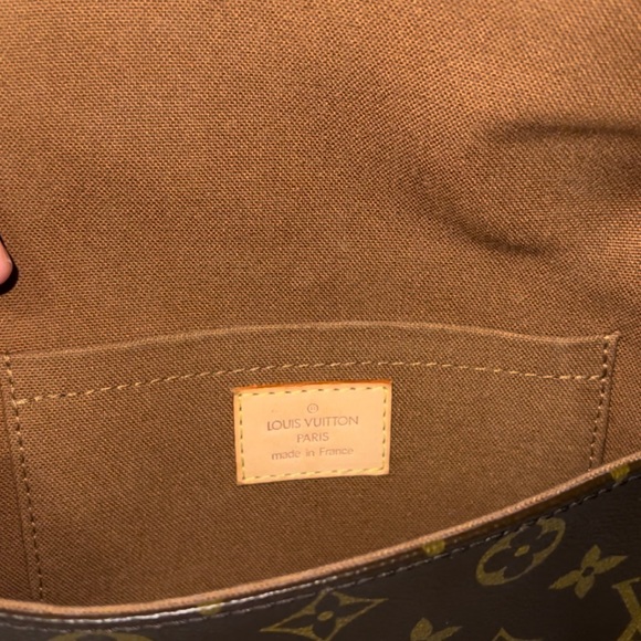 Louis Vuitton Marelle Waist Bag Monogram Canvas - Picture 6 of 6